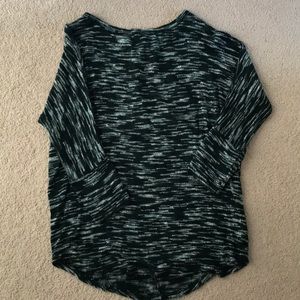 Green, black and white tunic